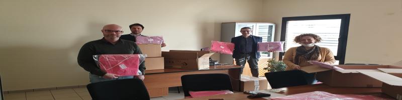 PRIMI OBBIETTIVI RAGGIUNTI DALL’INIZIATIVA “PROTEGGIAMOLI” DELL’UNIONE VALDERA! AI MEDICI E AGLI INFERMIERI DELL’OSPEDALE LOTTI DONATE TUTE, CAMICI E MASCHERINE FFP2!